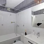 Spacious 2 Bedroom Luxeview- Oldtownview, 10min To Town Lejlighed