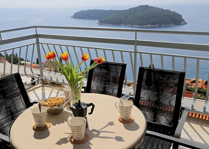 Spacious 2 Bedroom Luxeview- Oldtownview, 10min To Town *