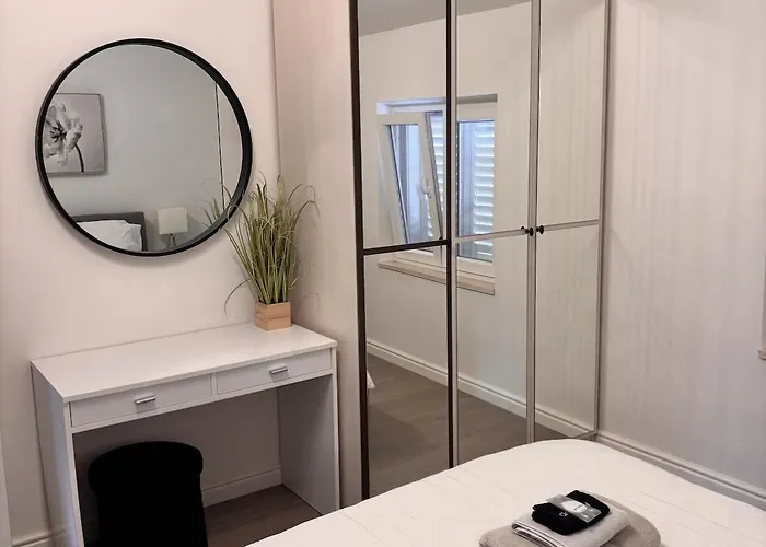 Spacious 2 Bedroom Luxeview- Oldtownview, 10min To Town * Ντουμπρόβνικ